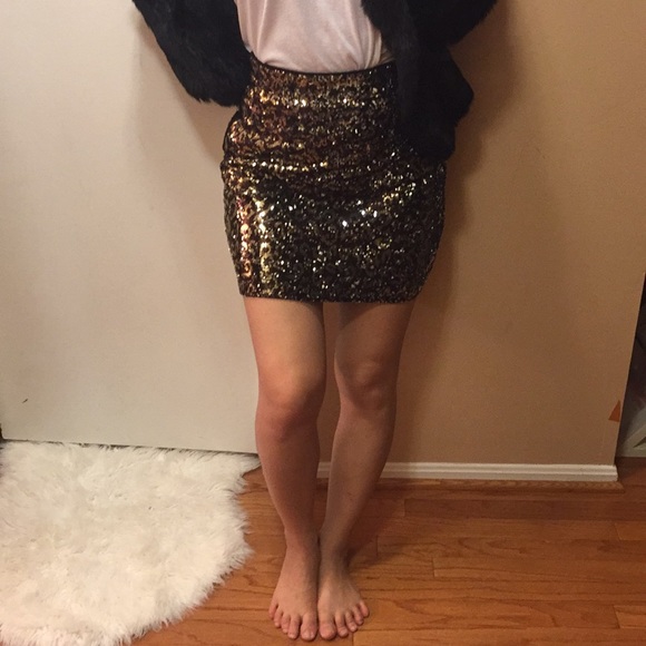 Zara sequin skirt. S - Picture 5 of 10
